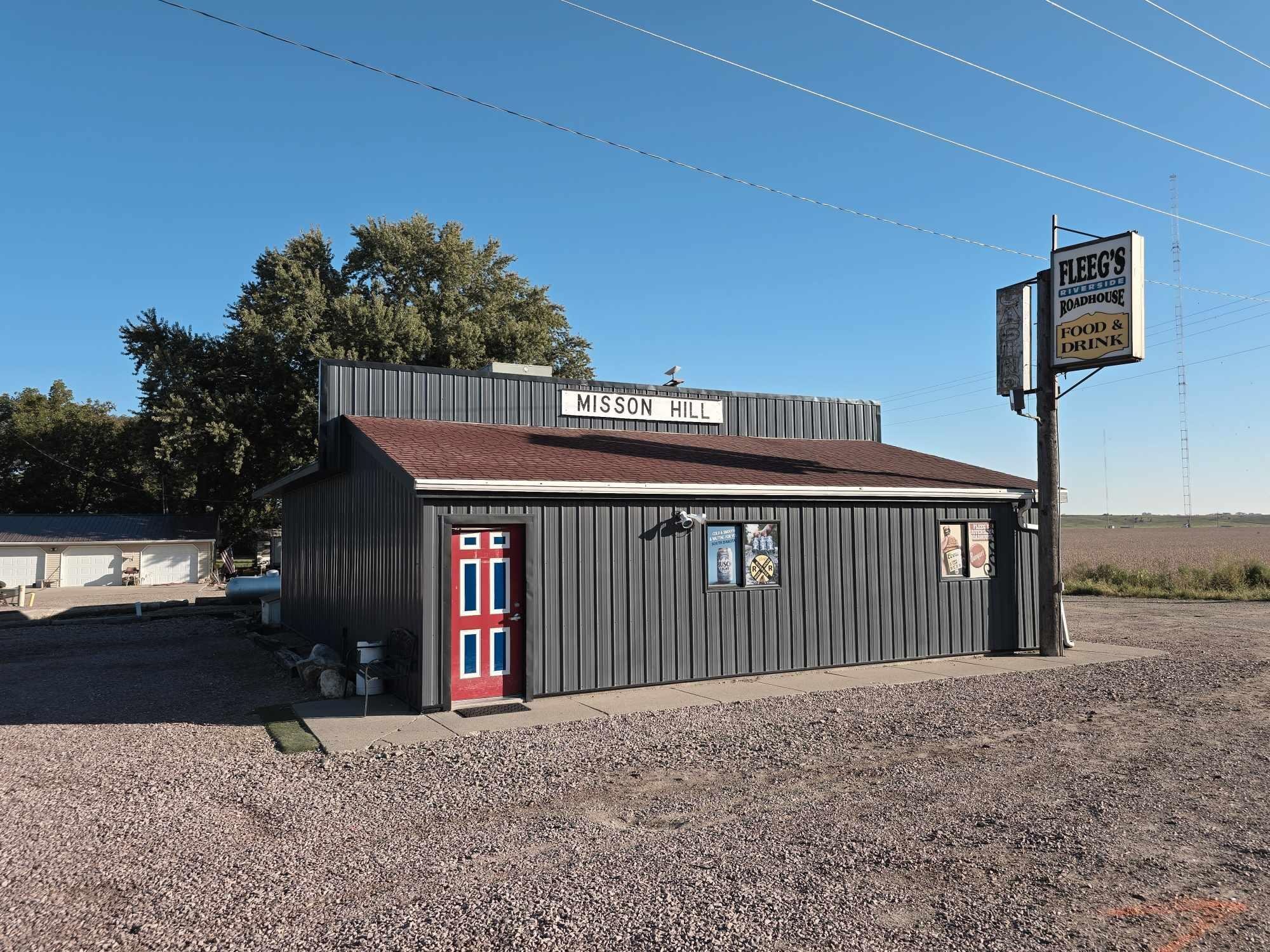 44368 309th St, Mission Hill, SD à vendre Photo du bâtiment- Image 1 de 31