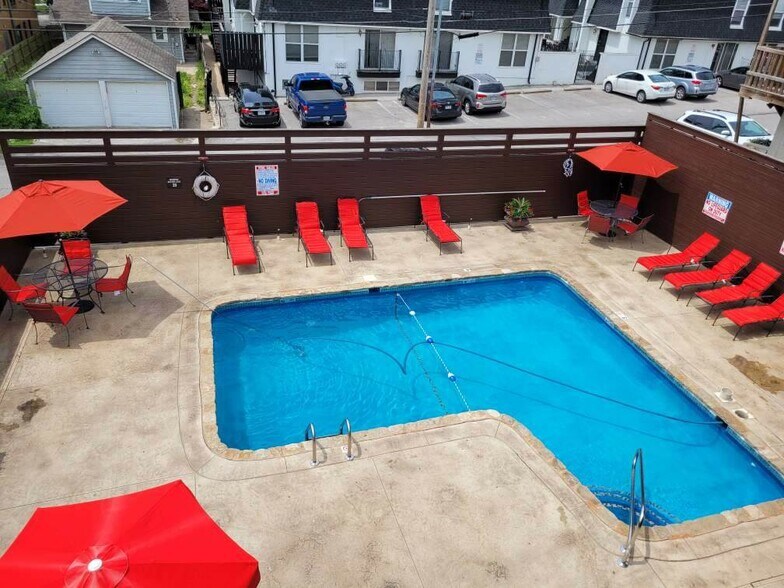 4440-4444 Jarboe St, Kansas City, MO à vendre - Photo du bâtiment - Image 3 de 18