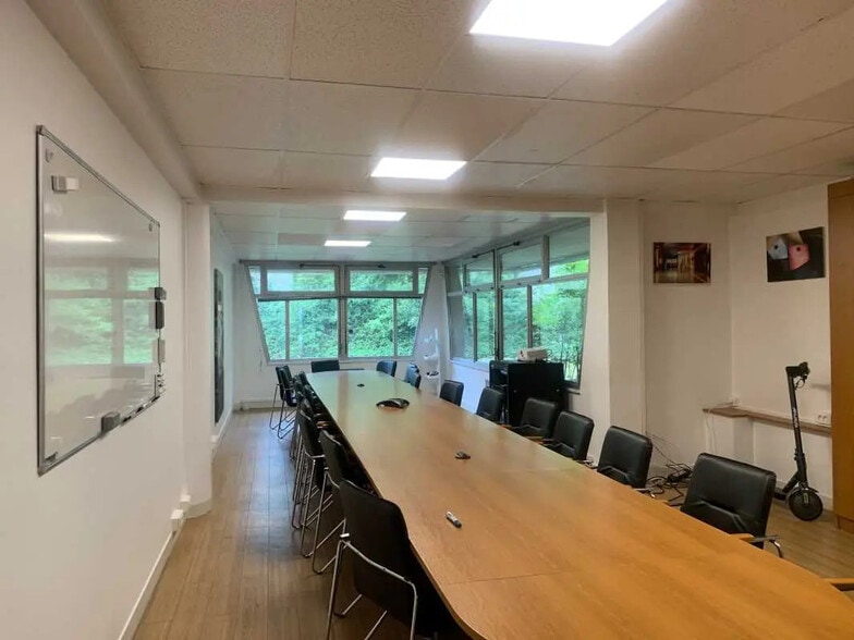 12 Rue Ampère, Igny à louer - Photo intérieure - Image 3 de 8