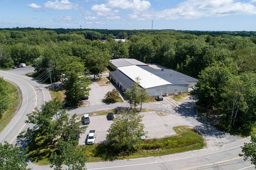 419 Hill St, Biddeford, ME à vendre - Photo du bâtiment - Image 2 de 15