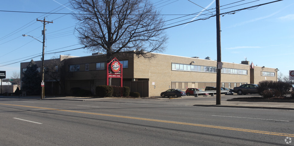 2800 Gilbert Ave, Cincinnati, OH for sale - Building Photo - Image 2 of 21