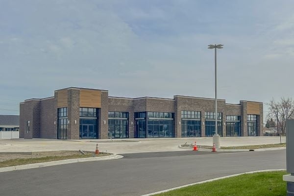 1229 Holiday Blvd, Monroe, MI for lease Primary Photo- Image 1 of 4