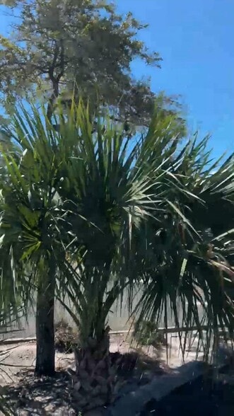 869 Sadler Rd, Fernandina Beach, FL à louer - Vidéo sur l’inscription commerciale - Image 2 de 35
