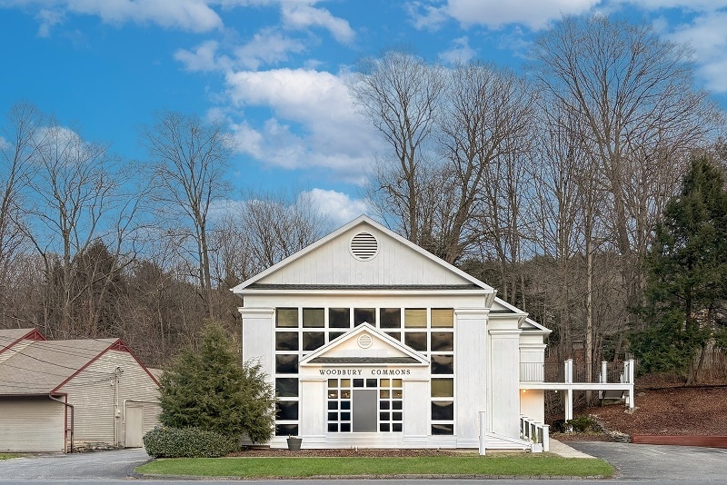 175 Main St S, Woodbury, CT for sale - Building Photo - Image 1 of 12