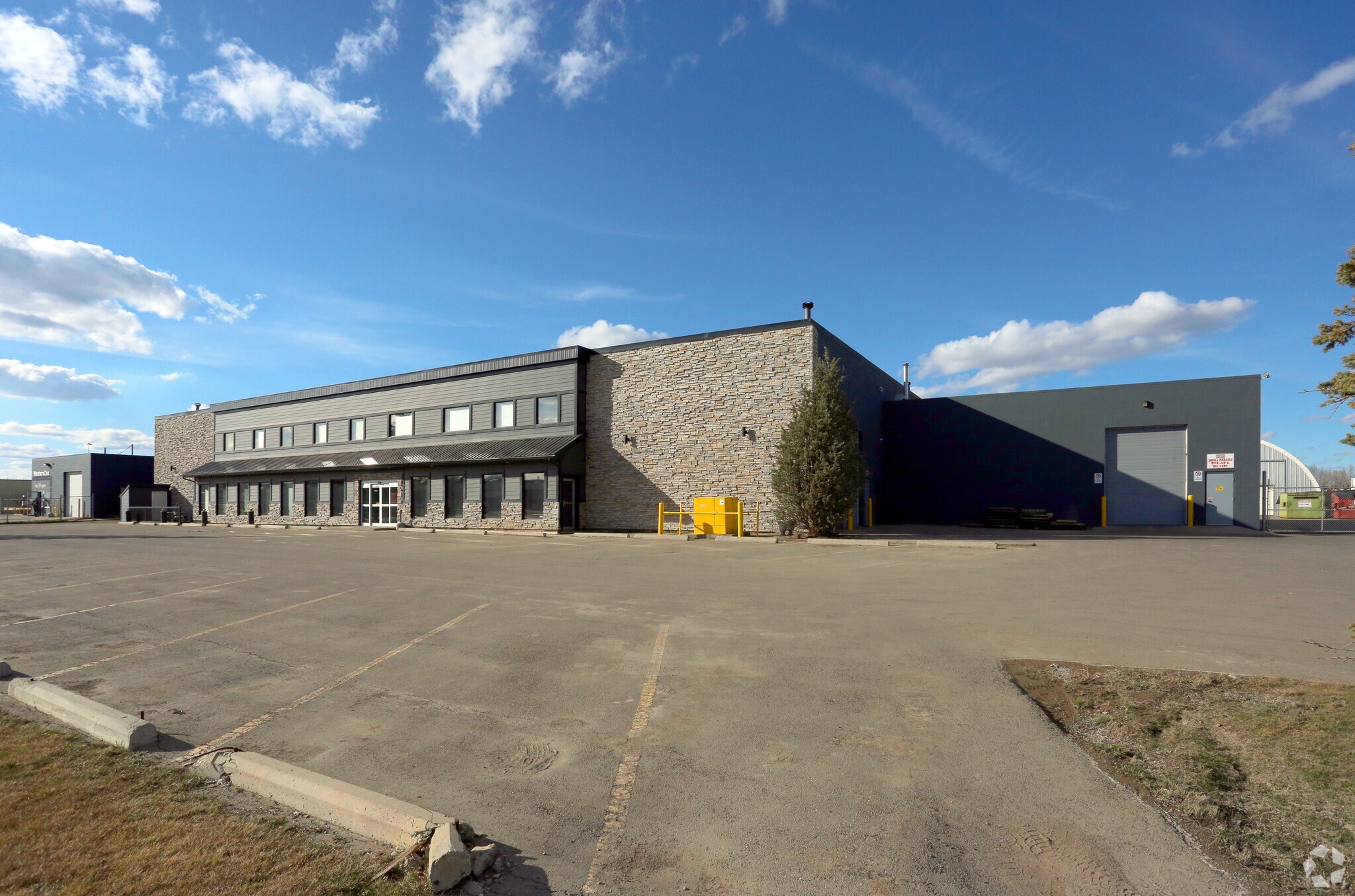 1040 78th Ave NW, Edmonton, AB for sale Building Photo- Image 1 of 1