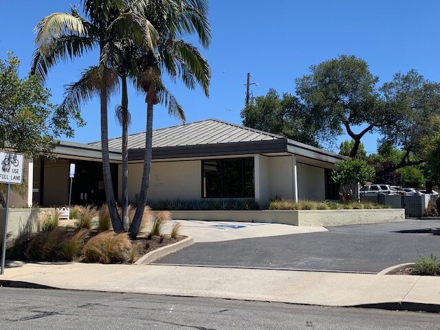 1212 Marsh St, San Luis Obispo, CA à louer Photo du bâtiment- Image 1 de 11