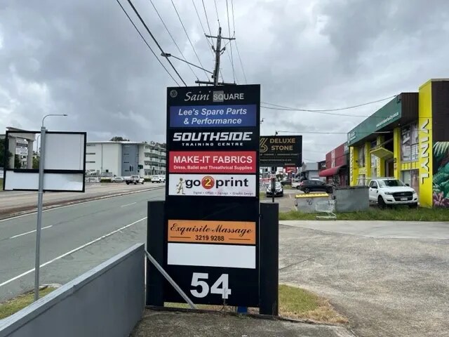 54 Kingston Rd, Underwood for lease - Primary Photo - Image 1 of 1