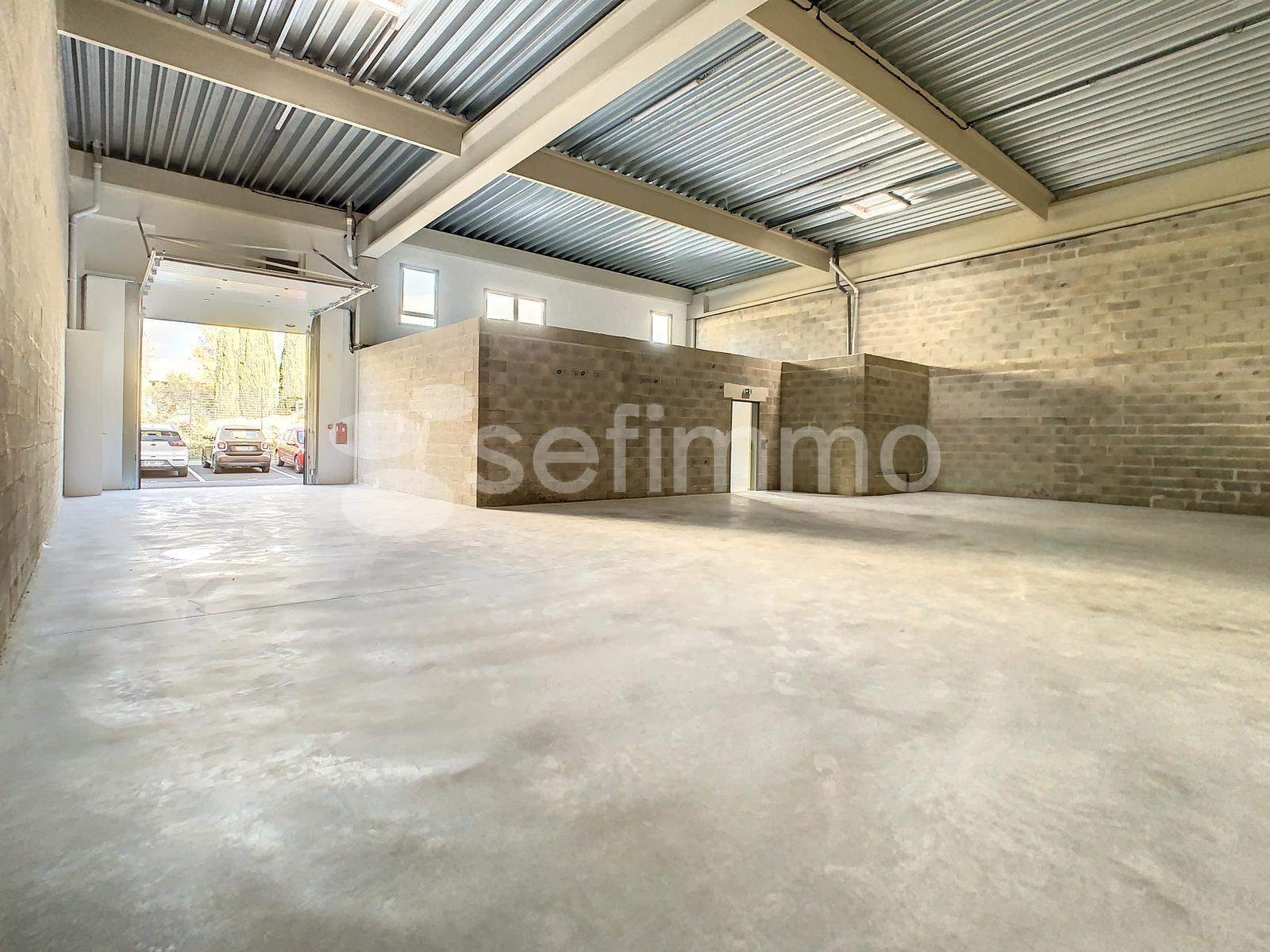 130 Rue Frédéric Joliot Curie, Aix-en-Provence for lease Interior Photo- Image 1 of 7