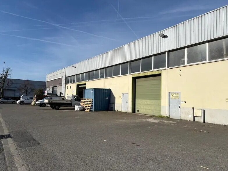 Flex in Bonneuil-sur-Marne for lease - Building Photo - Image 1 of 8