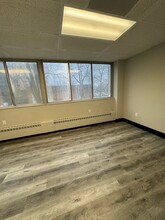 1335 W Tabor Rd, Philadelphia, PA for lease Interior Photo- Image 1 of 12