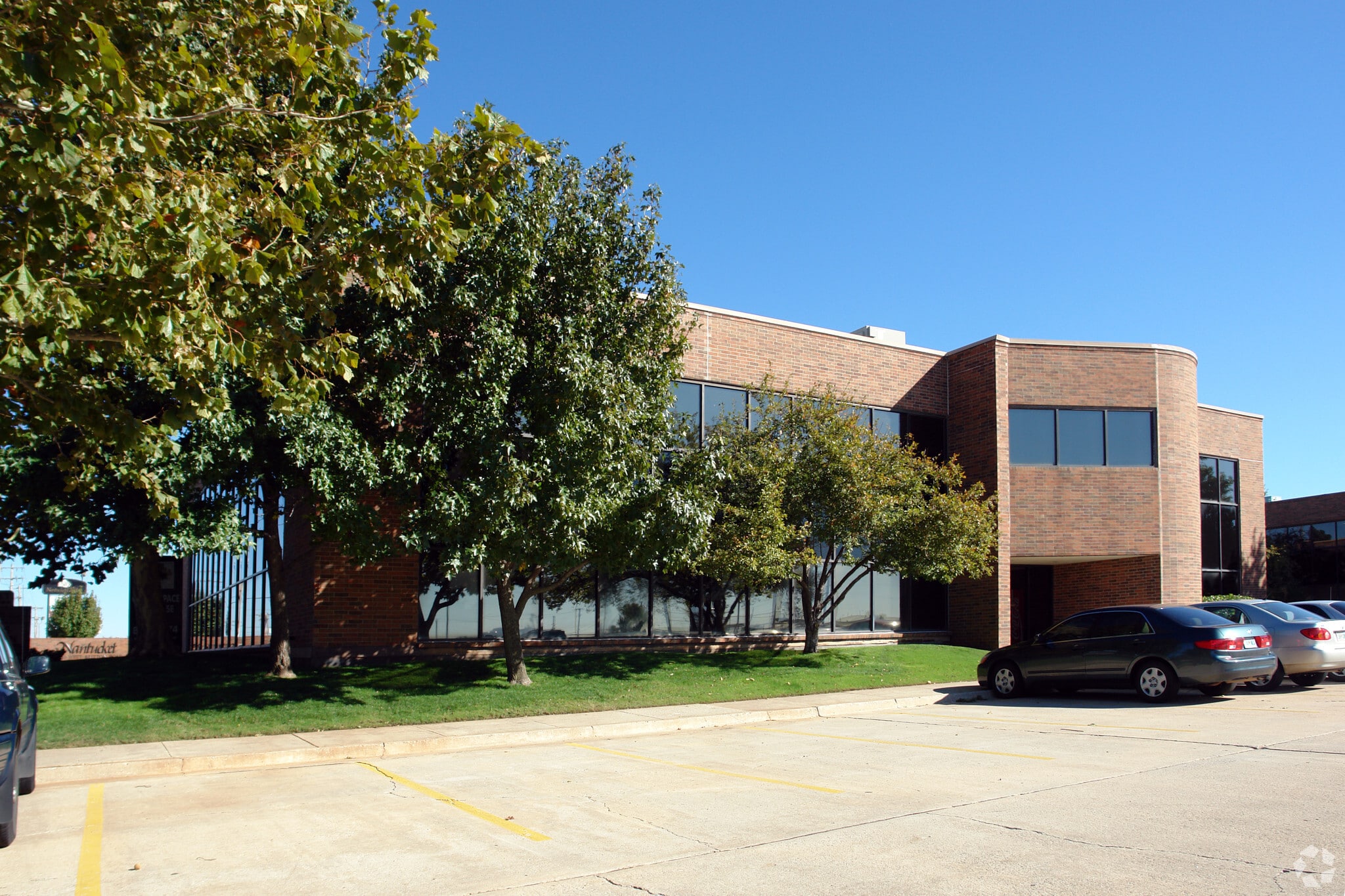 3232 W Britton Rd, Oklahoma City, OK à louer Photo du bâtiment- Image 1 de 11
