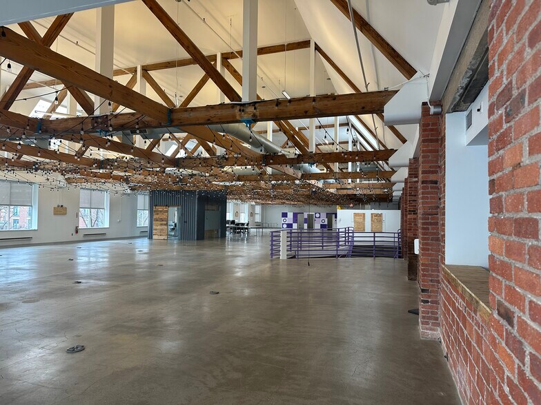 99 E Main St, Columbus, OH à louer - Photo intérieure - Image 2 de 7