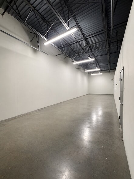 2810 W Pioneer Pky, Dwg, TX for lease - Building Photo - Image 2 of 7