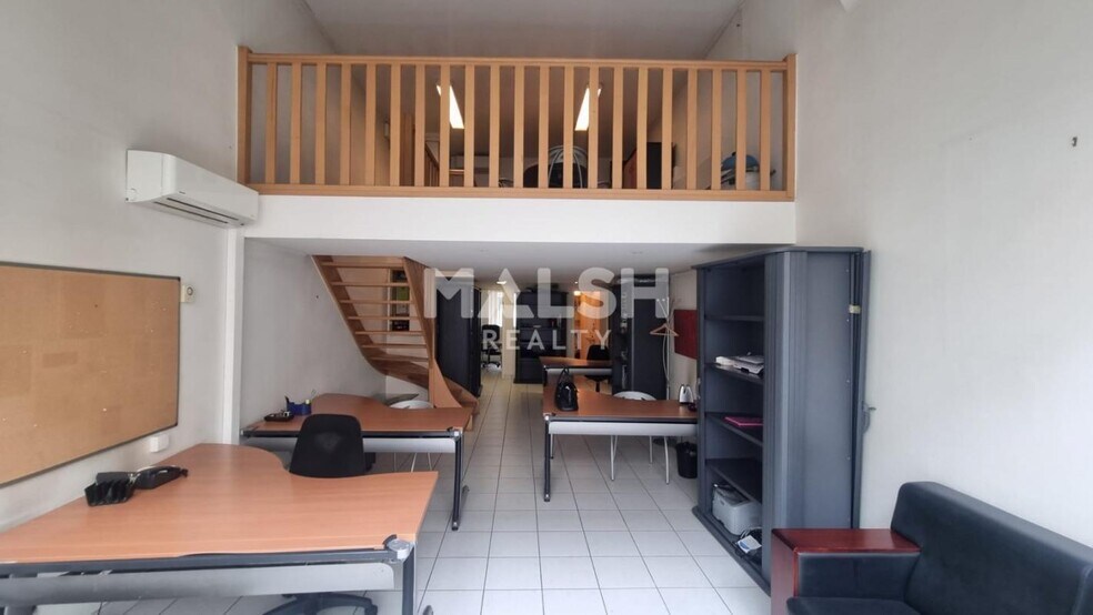 Immeuble residentiel dans Lyon à vendre - Photo intérieure - Image 2 de 11