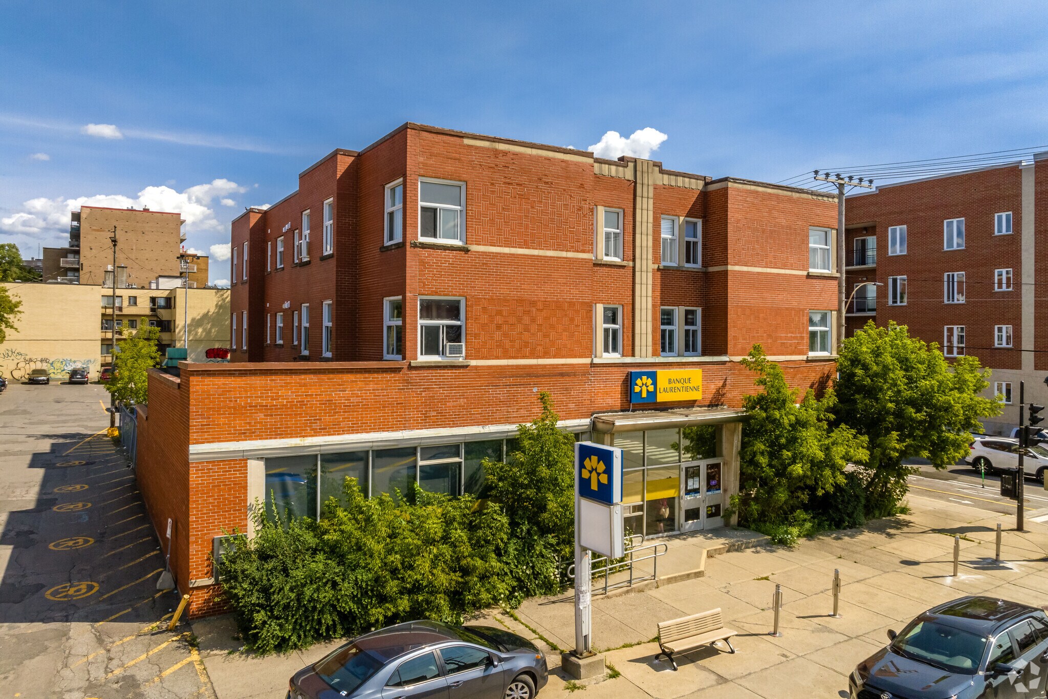 6640 Av Somerled, Montréal, QC à vendre Photo du bâtiment- Image 1 de 1