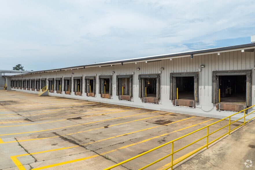 1125 Weems St, Jackson, MS à louer - Photo du bâtiment - Image 3 de 9