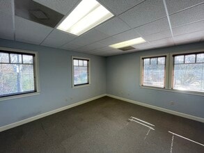 75 Elliott Rd, Dawsonville, GA for lease Interior Photo- Image 2 of 6