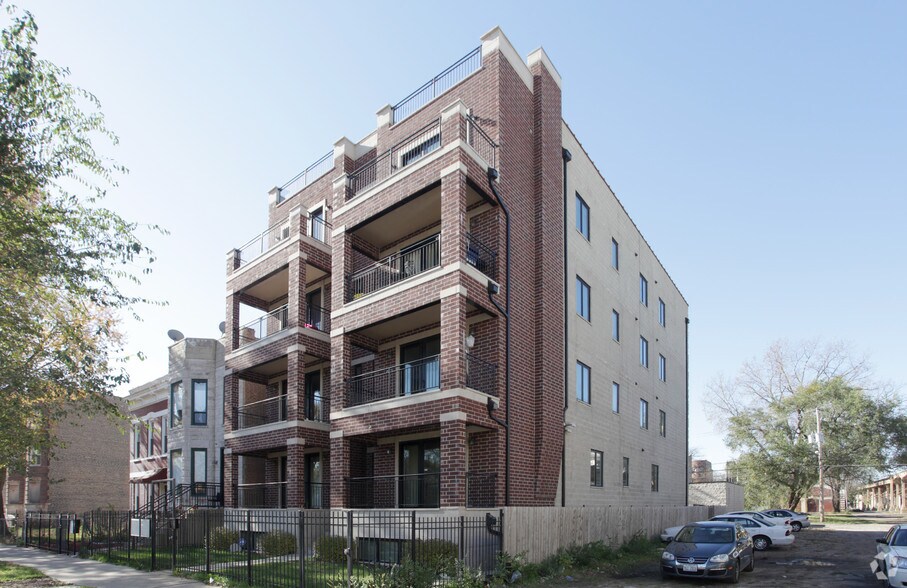4012 S Indiana Ave, Chicago, IL for sale - Primary Photo - Image 2 of 25