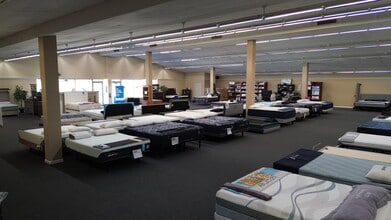 13225 New Halls Ferry Rd, Florissant, MO for lease Interior Photo- Image 2 of 3