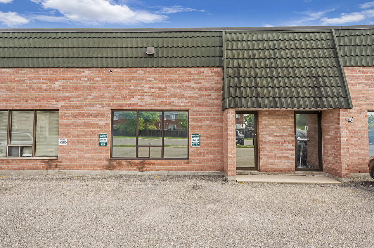 264 Bronte St S, Milton, ON for sale Building Photo- Image 1 of 22