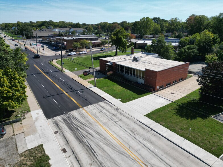 27059 Center Ridge Rd, Westlake, OH à vendre - Photo du bâtiment - Image 2 de 65
