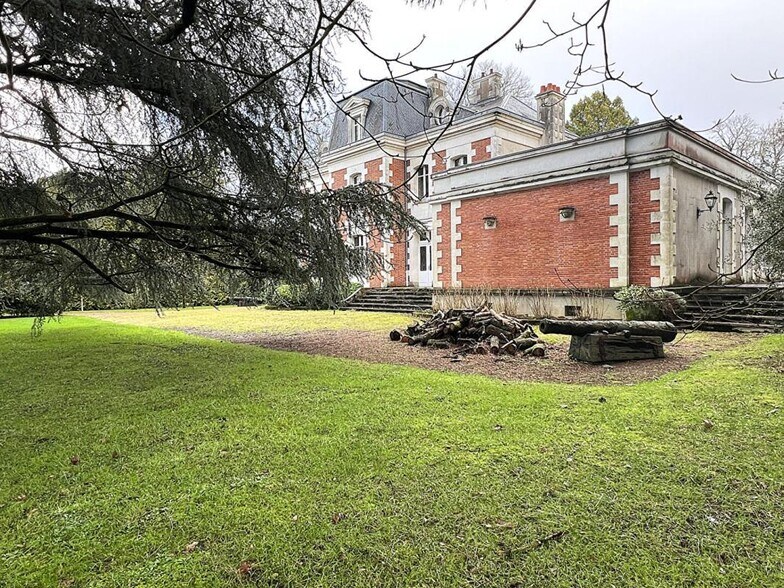 Local d'activités dans Nantes à vendre - Photo du bâtiment - Image 3 de 18