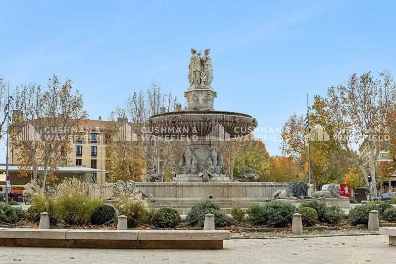 19 Cours Mirabeau, Aix-en-Provence à louer - Photo du bâtiment - Image 2 de 14
