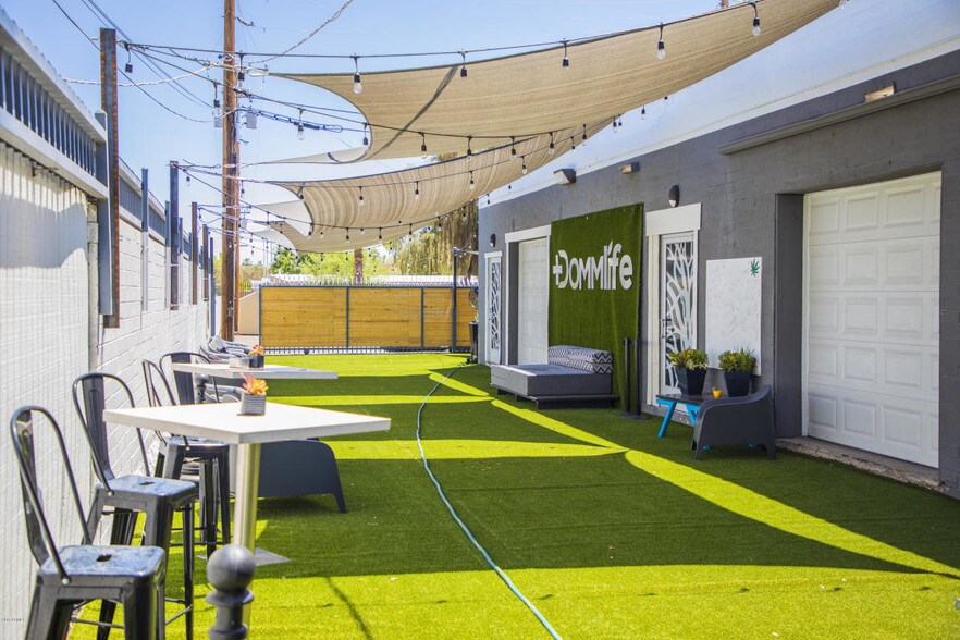 3123 E Thomas Rd, Phoenix, AZ à vendre - Photo principale - Image 1 de 17