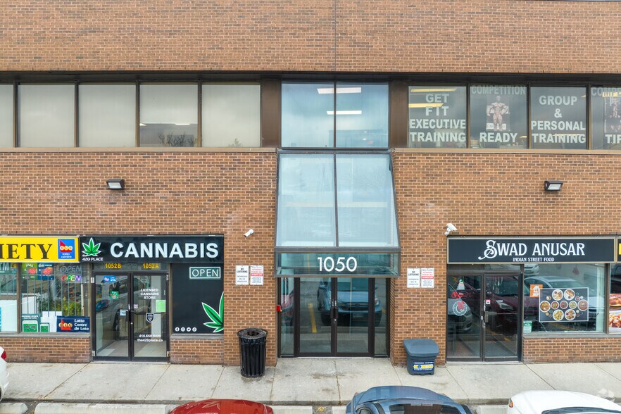 1050 Finch Av W, Toronto, ON à louer - Photo du bâtiment - Image 3 de 4