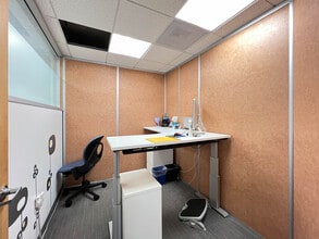 542 El Camino Real, San Carlos, CA for lease Interior Photo- Image 2 of 2
