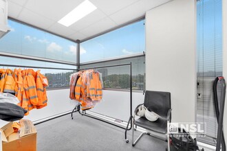95 Salmon St, Port Melbourne for lease Interior Photo- Image 2 of 4