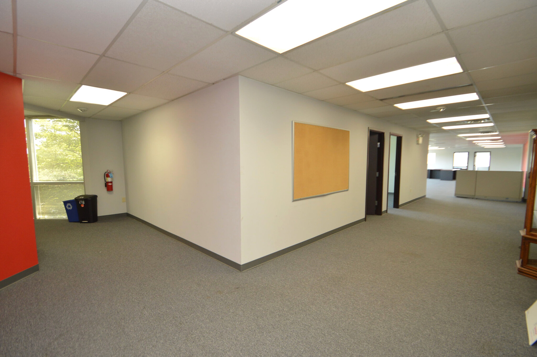 95 Highland Ave, Bethlehem, PA for lease Interior Photo- Image 1 of 14