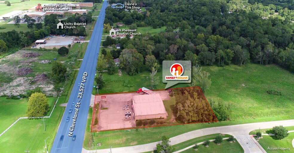 2500 N Cleveland St, Dayton, TX à vendre - Photo du bâtiment - Image 3 de 5