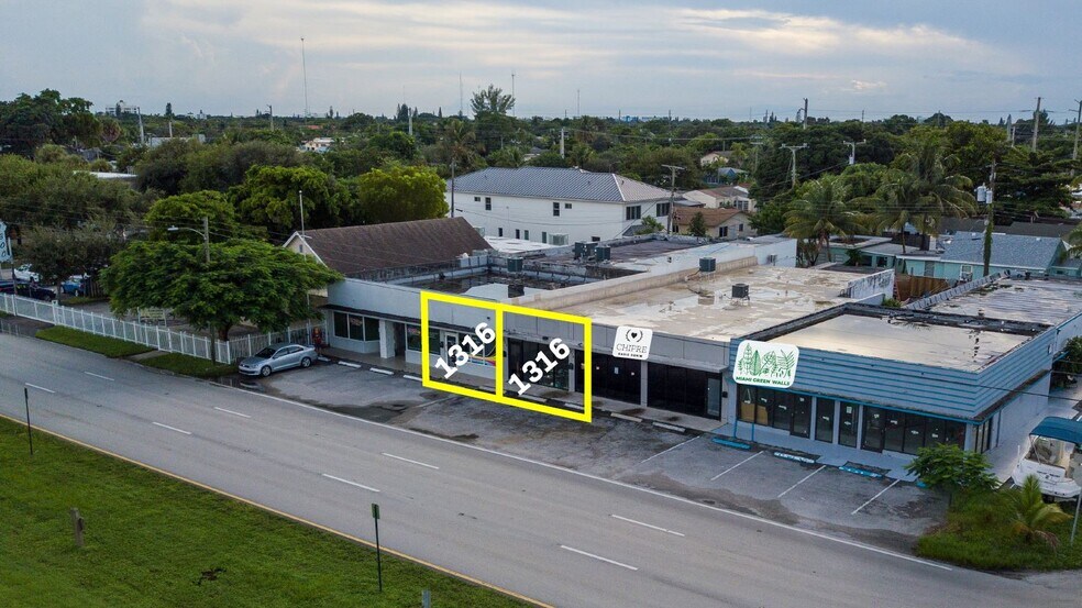1318 N Dixie Hwy, Hollywood, FL à louer - Photo du bâtiment - Image 2 de 7