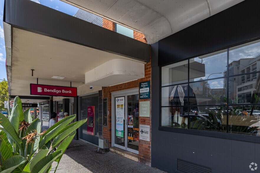 1 Oaks Ave, Dee Why à louer - Photo du bâtiment - Image 2 de 3