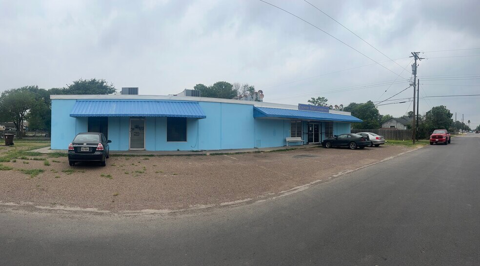 313 S 12th St, Kingsville, TX à vendre - Photo du bâtiment - Image 2 de 7