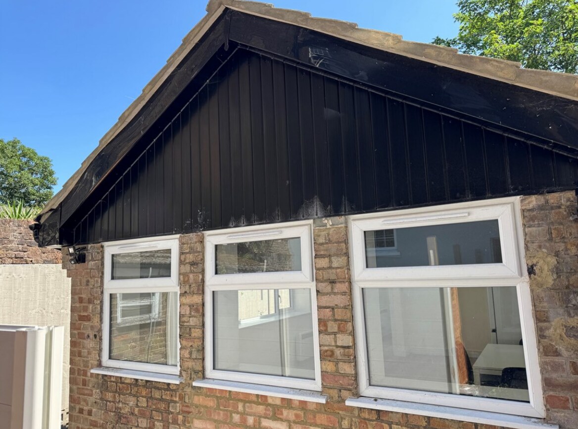 157 Camberwell Rd, London for lease Primary Photo- Image 1 of 2