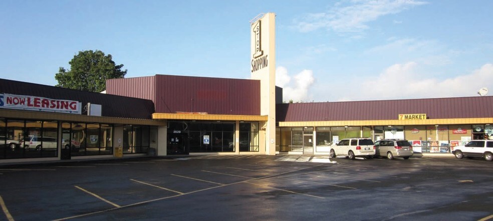 3504-3536 NE 3rd Ave, Camas, WA for lease - Building Photo - Image 3 of 23