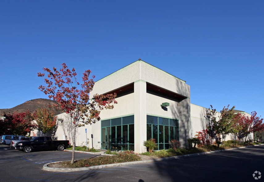 3563 Old Conejo Rd, Newbury Park, CA for lease - Primary Photo - Image 1 of 6