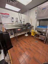 2120 W Braker Ln, Austin, TX for lease Interior Photo- Image 2 of 6