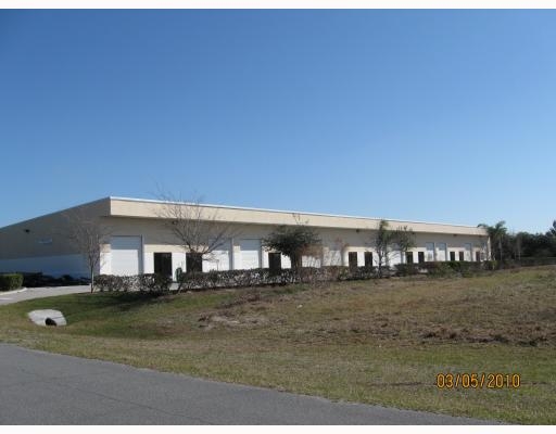 2013 Jaffa Dr, Saint Cloud, FL for lease - Building Photo - Image 3 of 11