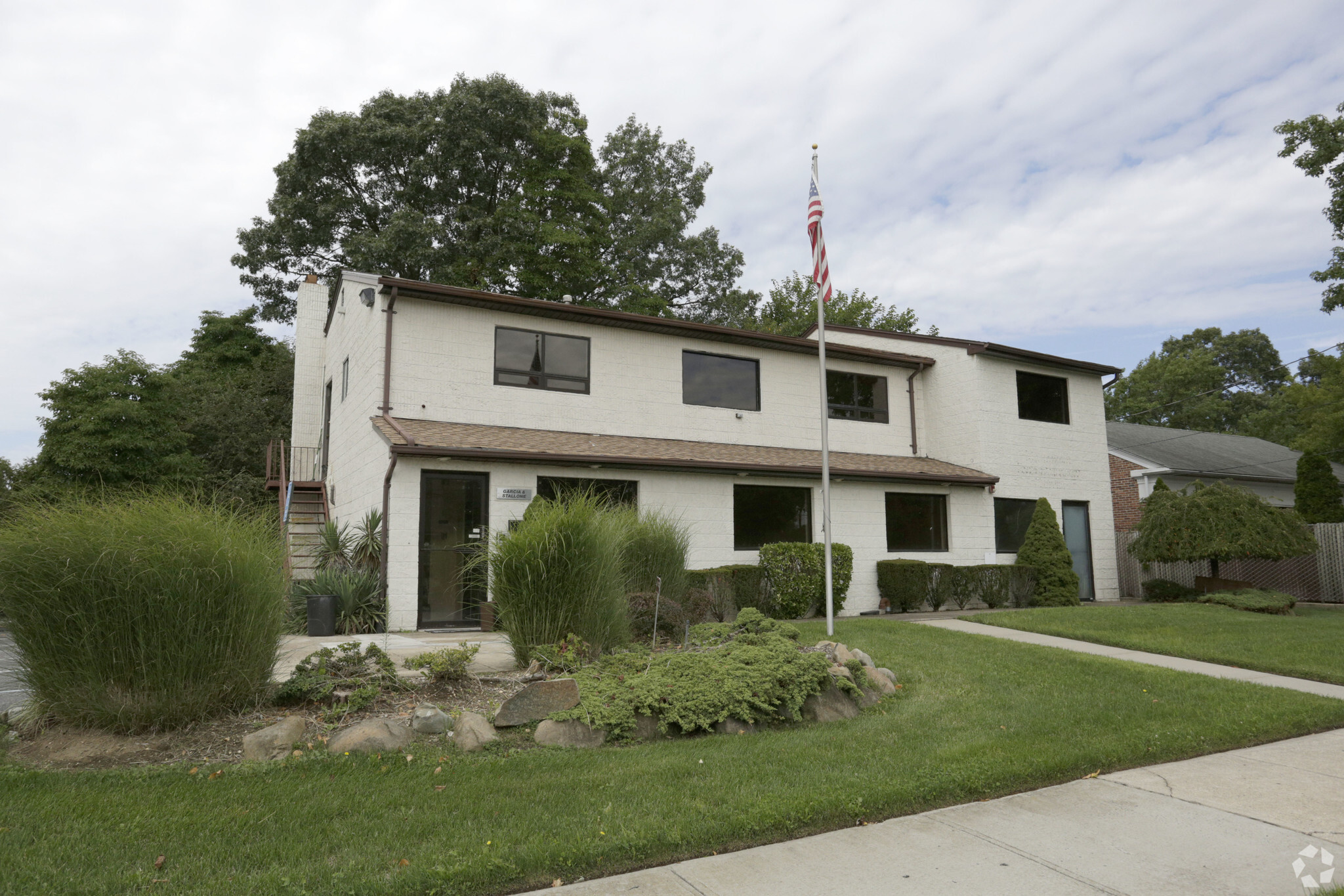 2076 Deer Park Ave, Deer Park, NY à vendre Photo principale- Image 1 de 1