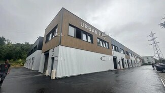 Plus de détails pour Local d'activités à louer