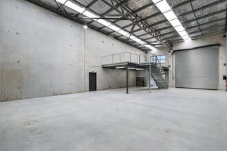 32-36 Dunheved Circuit, St Marys à louer Photo intérieure- Image 2 de 3