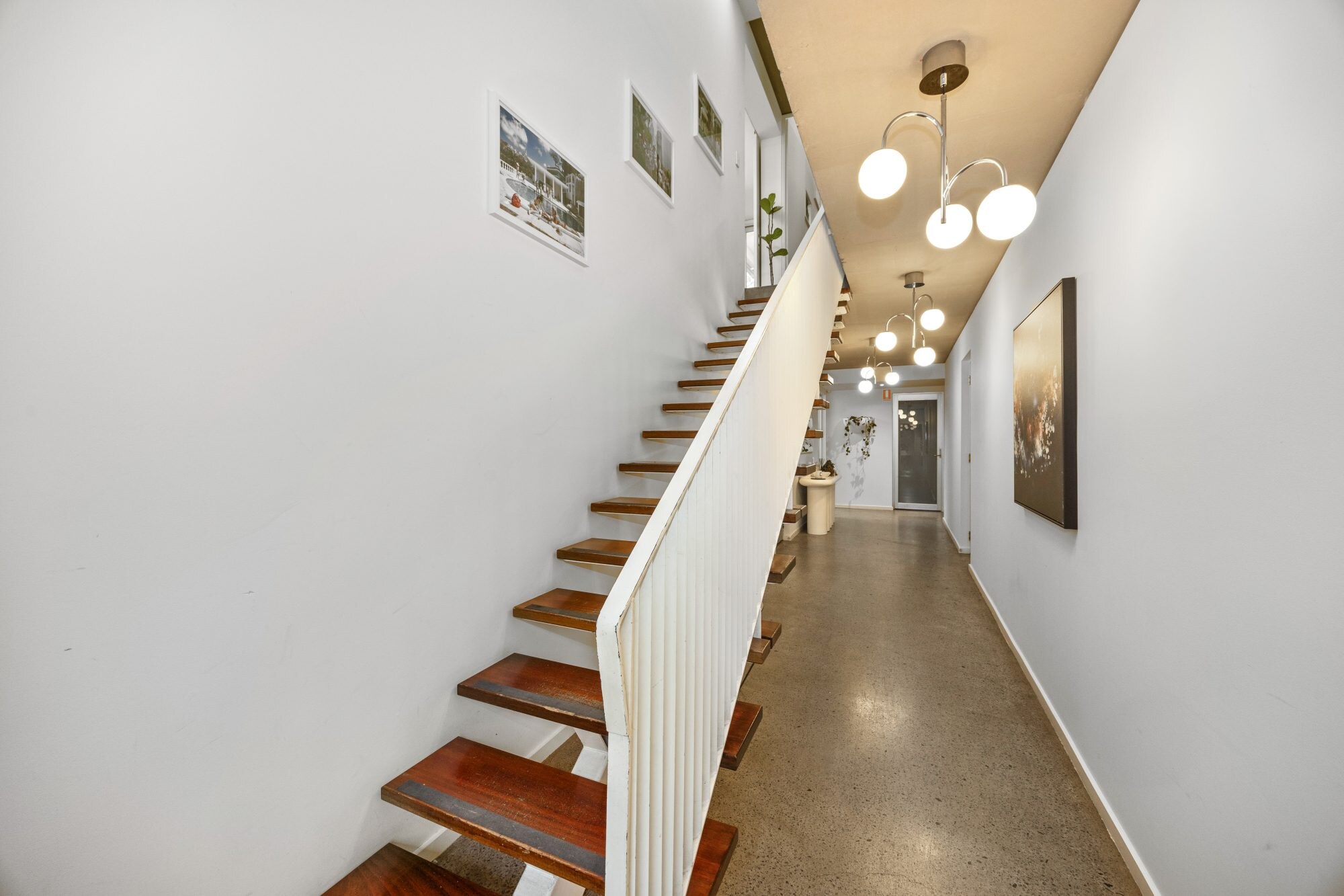 28B Saint Edmonds Rd, Prahran for lease Interior Photo- Image 1 of 4