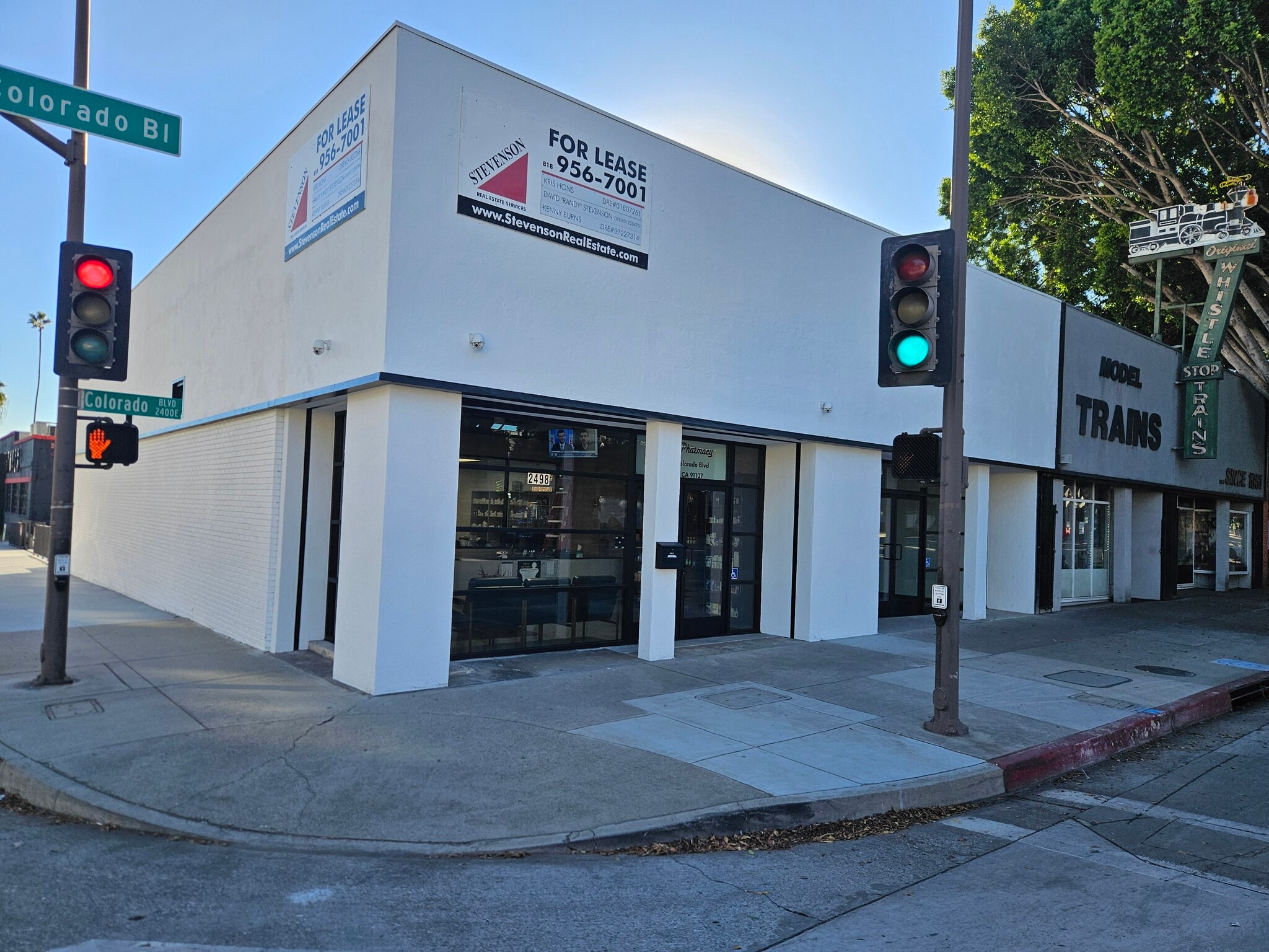 2490-2498 E Colorado Blvd, Pasadena, CA for lease Primary Photo- Image 1 of 9