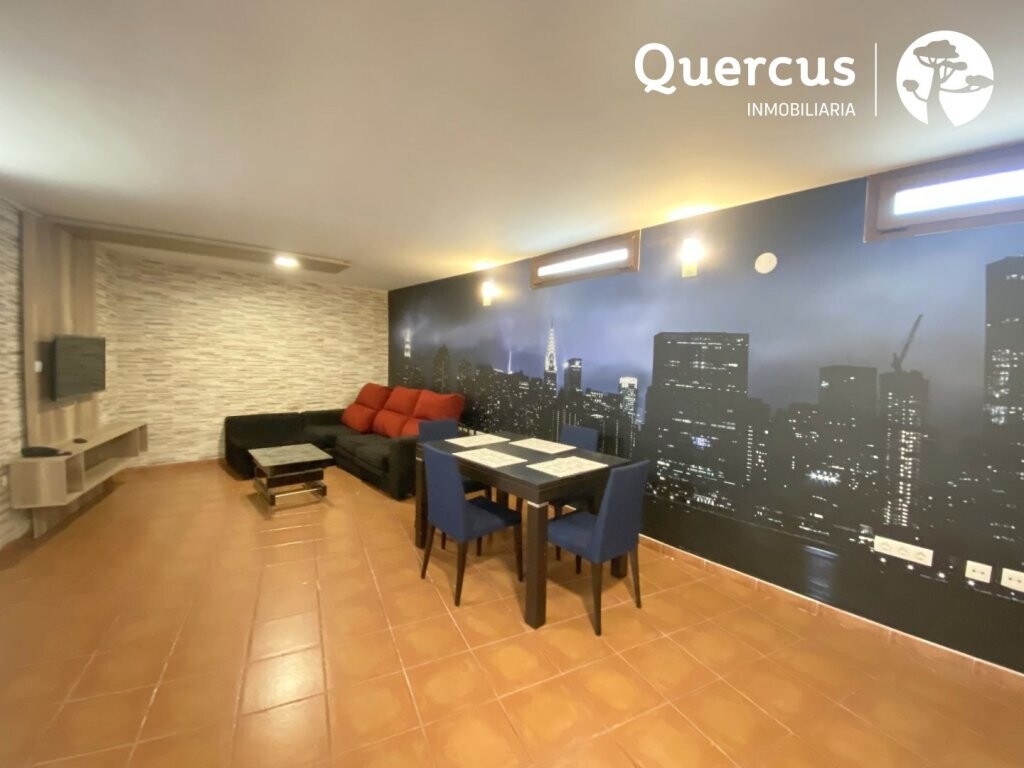 Multifamily in Segovia, Segovia for sale Primary Photo- Image 1 of 3