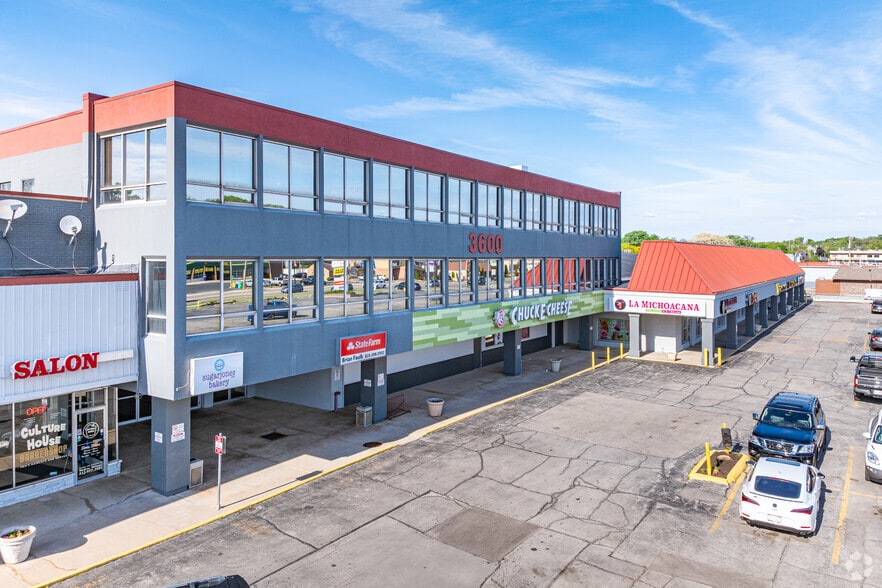 3600 E State St, Rockford, IL for sale - Primary Photo - Image 1 of 5