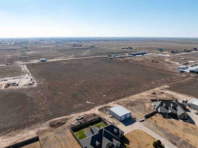 16 acre FM 2590, Amarillo, TX à vendre - Aérien - Image 2 de 9