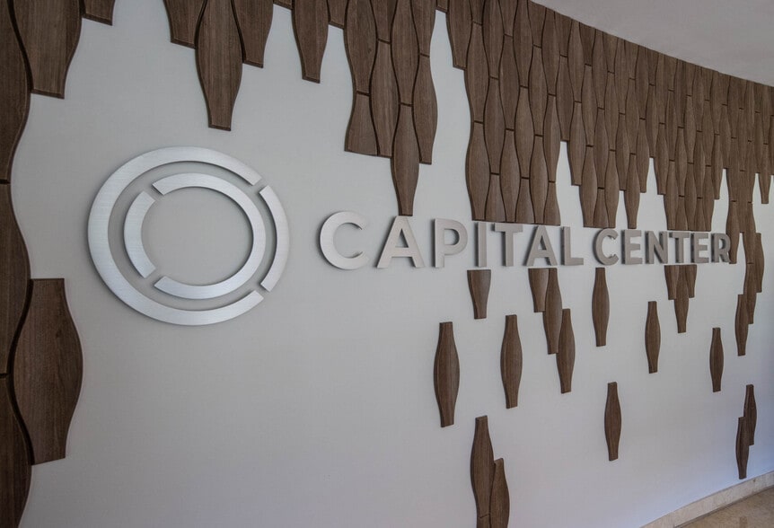 5511 Capital Center Dr, Raleigh, NC for lease - Lobby - Image 2 of 57